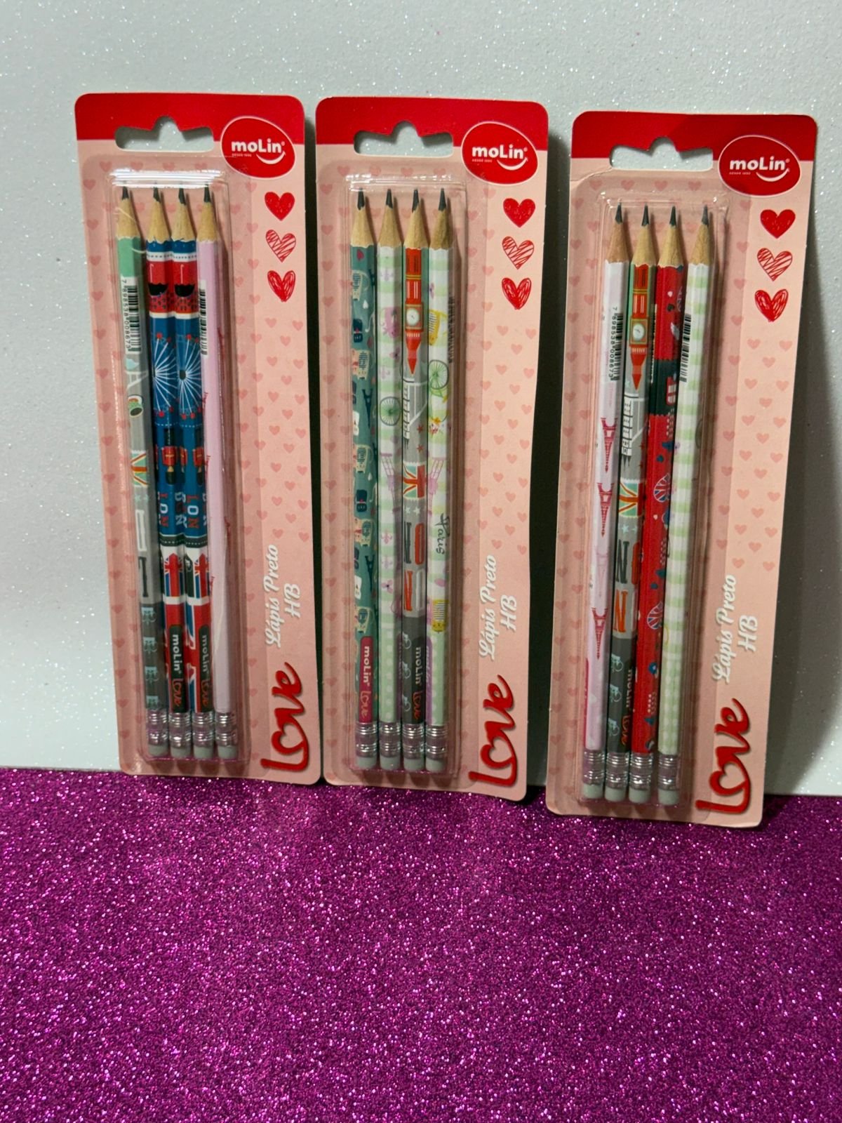 Lápis Preto Hb Love City com borracha- estampa e cor aleatórias