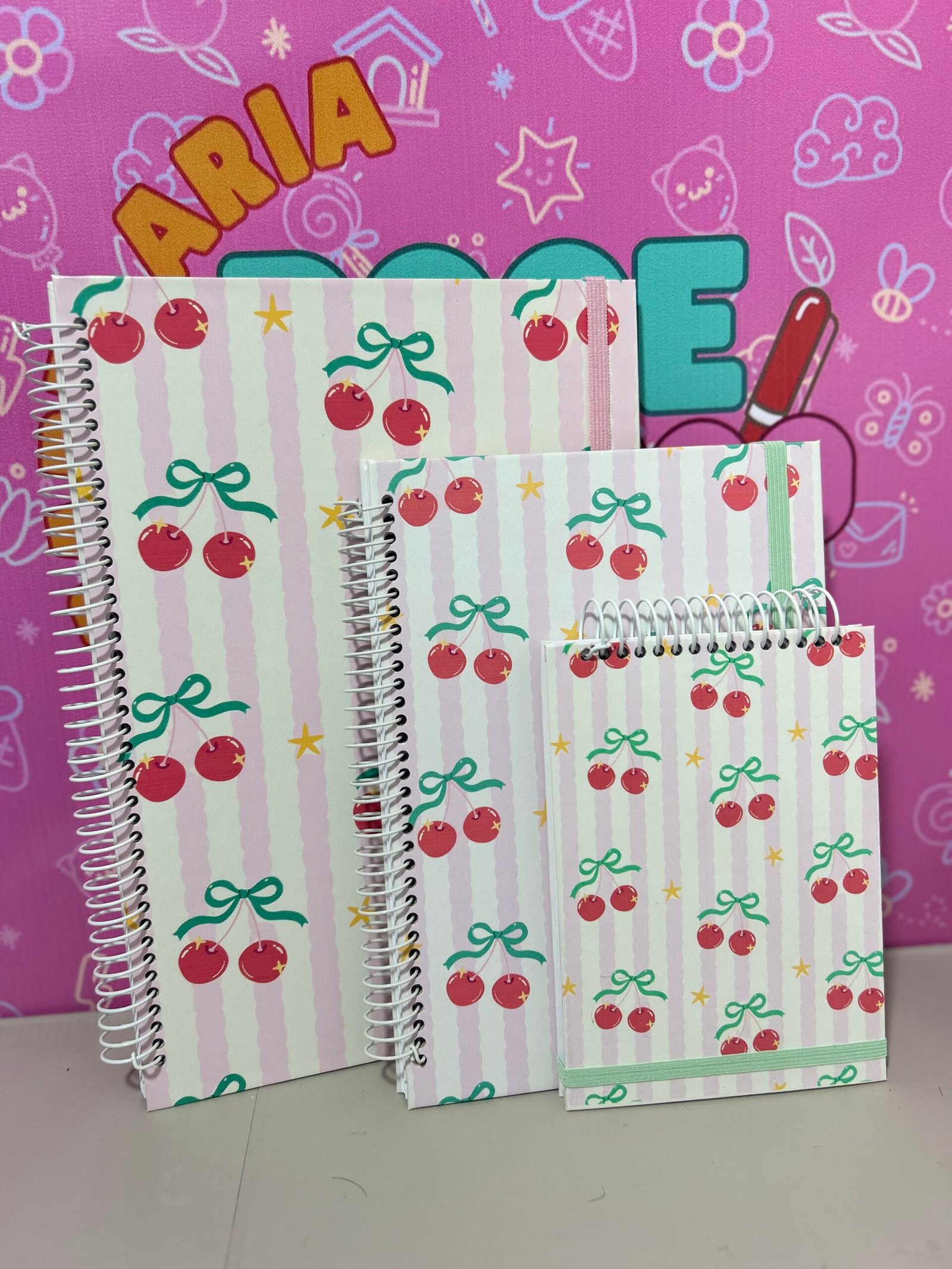 caderno cereja