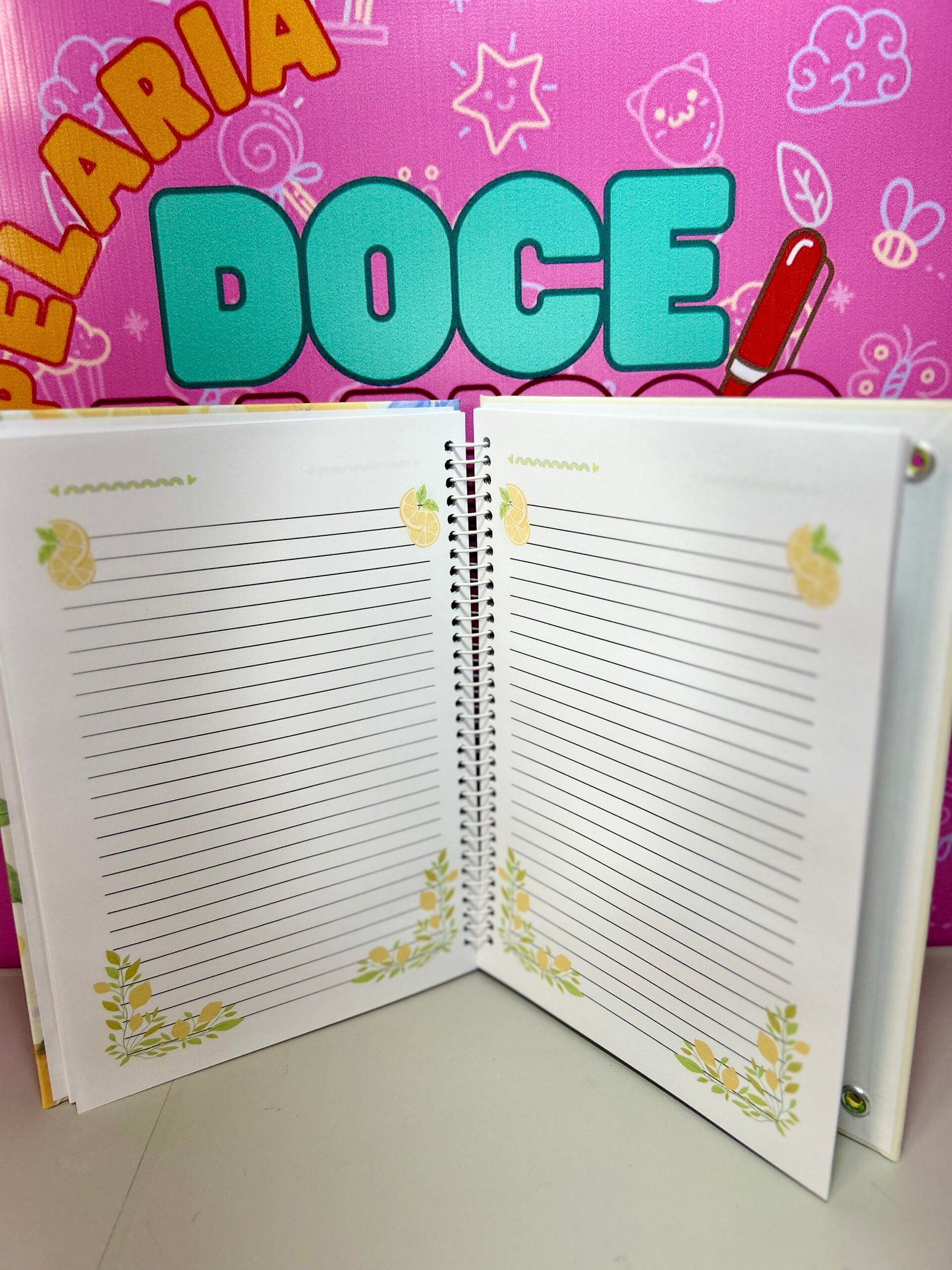Kit Cadernos Fofos Limão 3 Peças A5 Colegial A6 Papelaria Elegante com Elástico 60 Folhas - Imagem 5